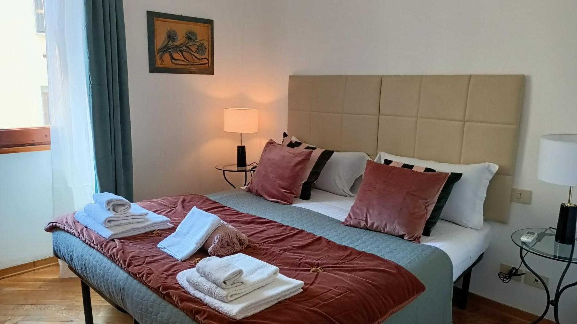 Leonardo - Sweet Dreams In Apartment Florenz